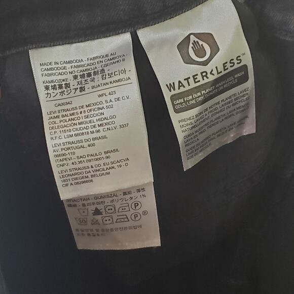 Levi's Flattering Soft Black Crop 711 Skinny Jeans ~Streetwear Flattering Casual - Picture 10 of 12